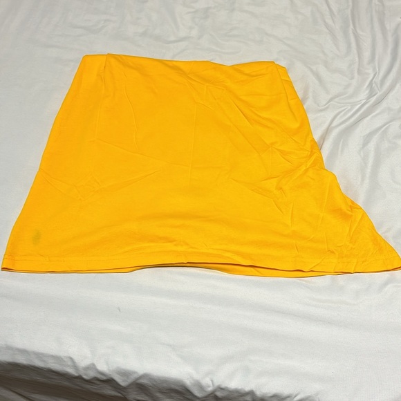 Yellow/Gold Polo Ralph Lauren T-shirt. Mens Large - Picture 4 of 5